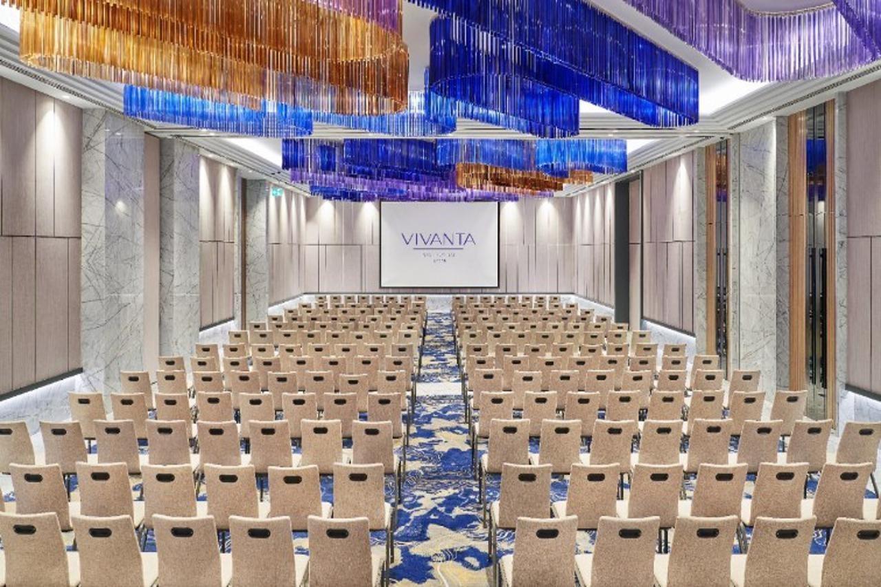 Vivanta Navi Mumbai Turbhe Екстериор снимка