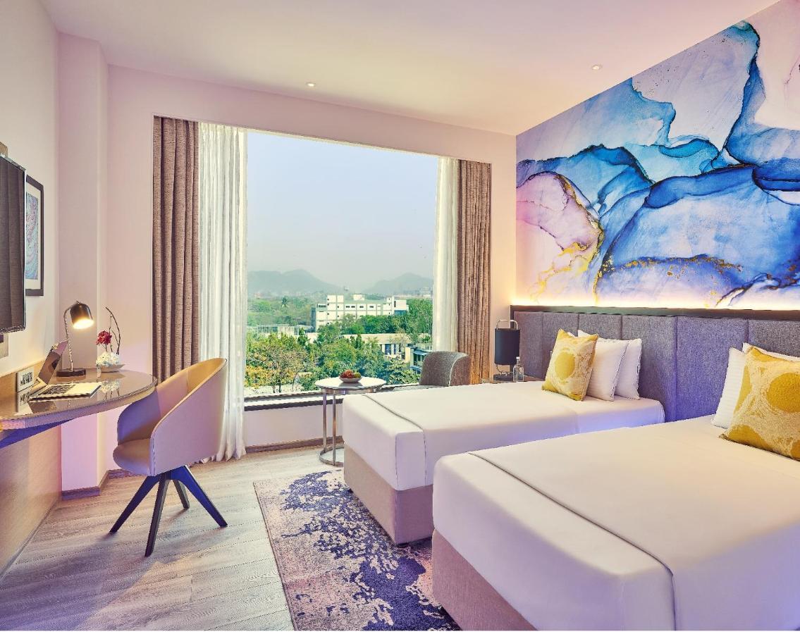 Vivanta Navi Mumbai Turbhe Екстериор снимка